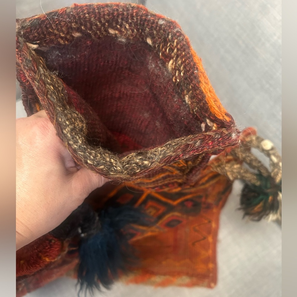 Antique Soumak Baktiari Salt/Saddle Bag #10242410 - Picture 14 of 16